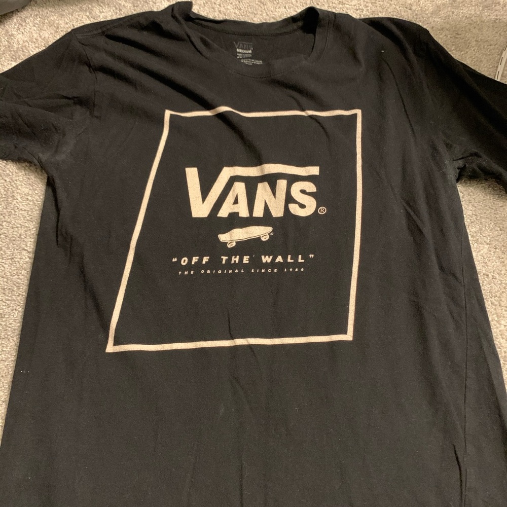 Men’s black Vans tee shirt